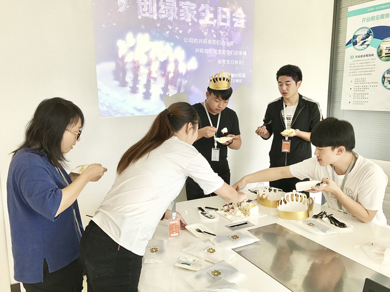 【10月生日會】我們的創(chuàng)綠家溫暖、開心，還有傳承！