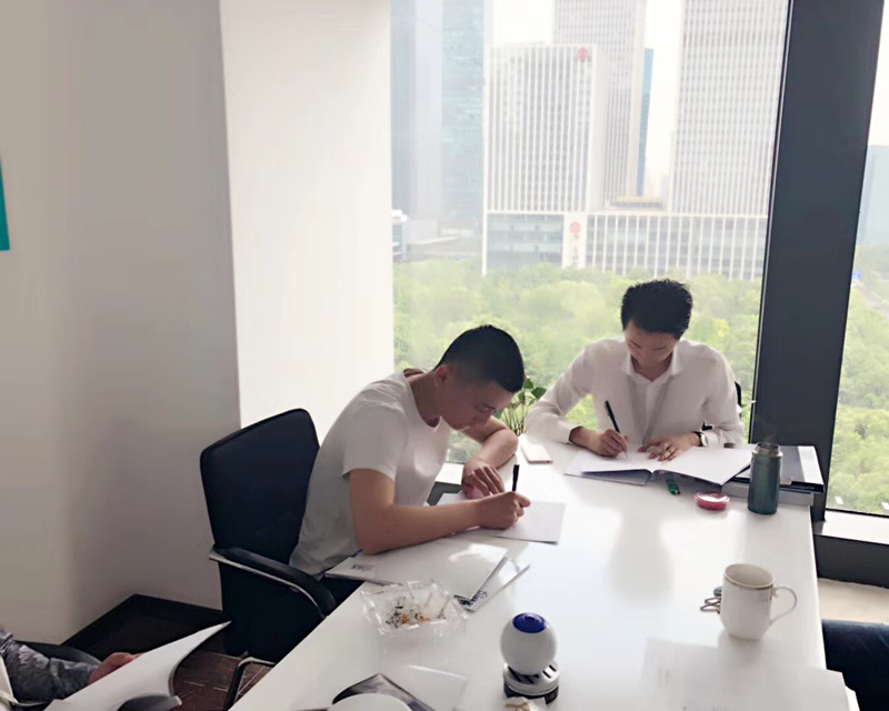 熱烈祝賀厲總團隊簽約創(chuàng)綠家徐州市區(qū)級代理！