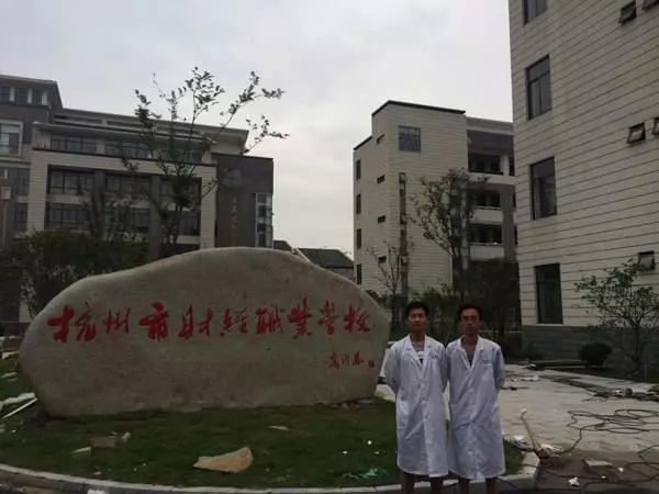 開學倒計時，學校除甲醛讓熊孩子們元氣滿滿迎接新學期！